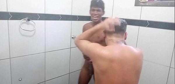  Flakael Caiu No Banheiro e O Negu Jao Quase comeu o Cu Dele